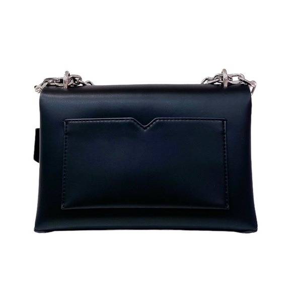 NWT - Authentic Michael Kors Cece Medium Flap Chain Shoulder Bag Black/Silver - Picture 4 of 7